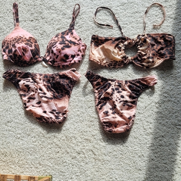 Small, 4 Piece Swim suit - Picture 1 of 3